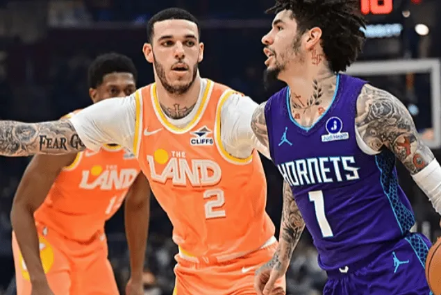 天博-骑士面对黄蜂取得2胜1负，2月21日两队本赛季最后一次交手