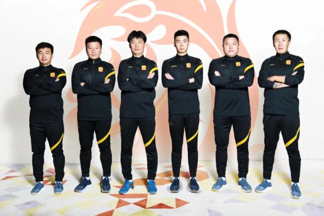 天博官网-卓尔公布教练组成员：李金羽王亮李雷雷辅佐李霄鹏